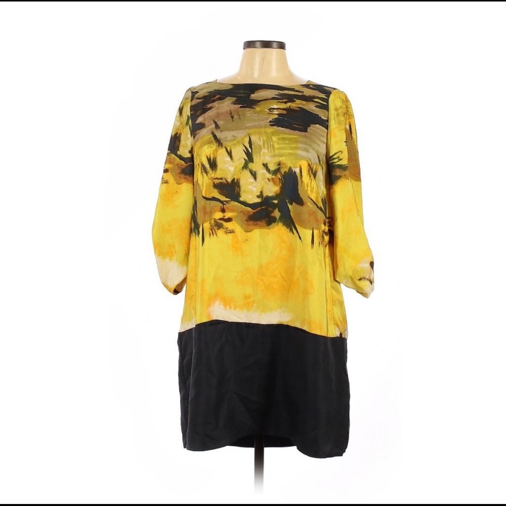 BCBGMaxazria Yellow and black size s shift dress